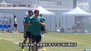 穆勒：犯了错别互相抱怨 还有2场重要的比赛要踢呢