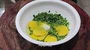 饭店的蒜苗炒鸡蛋为啥好吃？看大厨用啥技巧，怪不得自己做得不香