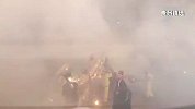 全国各地元宵灯会大赏：景区内人头攒动，各式花灯引围观