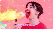 趣味美食挑战！棒棒糖加了辣椒会怎样？变成火箭辣上天了