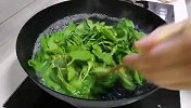 饺子馅好吃有秘诀，关键在这2步，这样调馅包饺子比饭店的还好吃