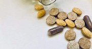 净亏超5亿，4年11起违规，中国保健品第一股怎么了？
