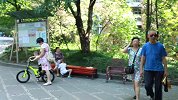 男子遭遇一连串打击，不堪重负的他，选择了一条不归路