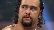 WWE-14年-Raw1090期：单打赛强悍鲁瑟夫vs练级路人-花絮