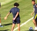 各家球星都疯狂 内少狂笑马塞洛抖臀热舞