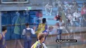 街球-14年-华丽主控Paris_Austin最神奇的双变向闪爆全场-专题