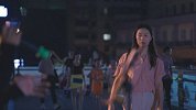 34岁高颜值美女被说嫁不出去，父亲一句话感动哭了！