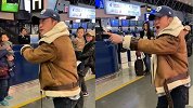 引起舒适！吴京罕见机场发飙，怒斥记者横冲直撞太缺德
