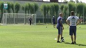 阿根廷备战法国全队加练点球 伊瓜因满面春风