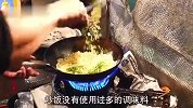 日本路边摊屋台，深受90后年轻人的喜欢，令人赏心悦目的厨艺