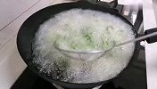 豆角有人下锅直接炒，有人焯水，都不对教你正确做法，出锅太香了