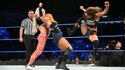 WWE-18年-SD第961期：女子三对三组队赛 夏洛特&贝基林奇&娜欧米VS暴怒小队-单场