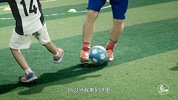 二更视频-20170712-拯救国足？英国奶爸带领成都娃驰骋球场