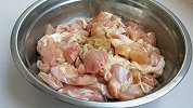 家常干锅鸡简单好吃的做法，鸡肉香辣入味，开胃又下饭，先收藏了