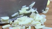 家常红烧鱼，最忌放盐和料酒腌制，大厨教你绝招，鱼肉鲜嫩不腥