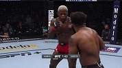 UFC268副赛：菲尔-霍斯VS克里斯-柯蒂斯