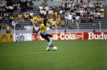 回顾1986年世界杯最佳进球 巴西带刀后卫祖斯马的圆月弯刀