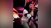 大咖笑料-20170119- 星爷晚会唱歌就像说相声