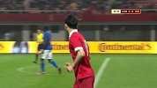 国足-15年-热身赛-第11分钟射门 中国队打出拉玛西亚式配合 可惜下底传中稍稍偏高-花絮