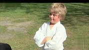 搞笑-20120326-国外恶搞精选-功夫小子