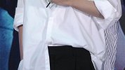 新世代偶像F4现身粉丝见面会 现场动情演唱《流星雨》感动重现