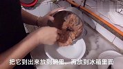 今天小孩最会说好听的，说我做的包子比是世界上最好吃的包子