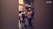 足球回家英国球迷游行庆祝 英格兰足球在沉默中爆发