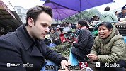 痴迷中国美食的硬核老外，竟然最爱逛农村里的菜市场