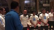 富力队内气氛温馨 俱乐部为陈志钊范云龙庆生