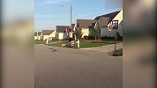 I Believe He Can Fly！妈妈我看到了一个人在飞
