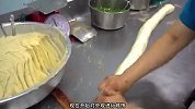 早市早点万万千 胡椒葱饼卖一千 台东美食千千万 胡椒葱饼卖一万