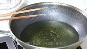 连刺和骨头都可以吃的刀鱼做法椒盐刀鱼，酒店里的传统海鲜很香酥
