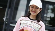 活力少女被吐槽体型像大妈？李兰迪路透照曝光，网友直呼认不出
