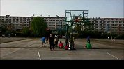 街球-14年-MIC扣篮团队：秒掉星哥！百度弹跳红人徐振家-专题