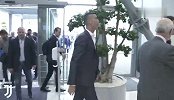 步入体检中心不忘小秀歌喉 C罗边走边唱尤文队歌