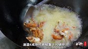 香辣蟹的正宗做法，难怪以前烧的螃蟹，肉质老不好吃，技巧全在这