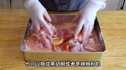 自制爆汁鸡腿肠，教你家庭做法，无腥味又鲜嫩，脆皮紧实超好吃！
