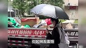 男生毕业搬家翻出一货车奇葩囤货：自己都震惊了，不晓得什么时候能用完
