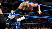 WWE-18年-SD第968期：单打赛 AJ斯泰尔斯VS齐格勒-单场