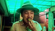 肯尼亚小伙用华为手机，告诉雷探长华为手机拍照更好看