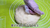 不用烤箱，一碗面粉一个鸡蛋，做香甜松软的甜甜圈