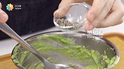 【日日煮】烹饪短片 - 蟹饼窝夫伴牛油果酱