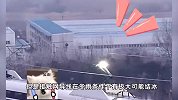 降雪冻雨下的春运：列车行驶中为何会带“火花特效”