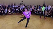 创意舞蹈-残疾女孩的精彩舞蹈