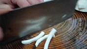 椰子还只喝汁吗？太浪费了，教你一个椰子的最新吃法，壳都不放过