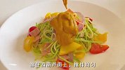 爱吃面又怕热量高，这个咖喱西葫芦面可以试试哦，好吃不怕胖