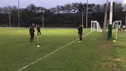 公开训练郑智跑步恢复 亚冠首战能否登场存疑问