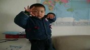 搞笑-20120312-小帅哥边唱边跳葫芦娃