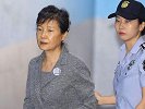 不出意料！文在寅新年特赦5000多囚犯，唯独不会“放过”朴槿
