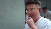 兰州人不把烧烤当夜宵，烤白吉馍加上羊肉串，别提有多满足了